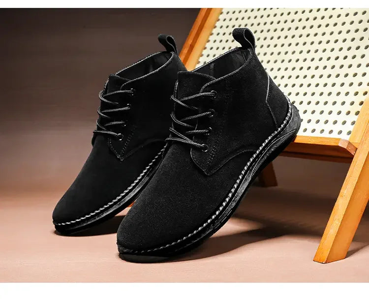 The Calderon – Suede Chukka Walkers