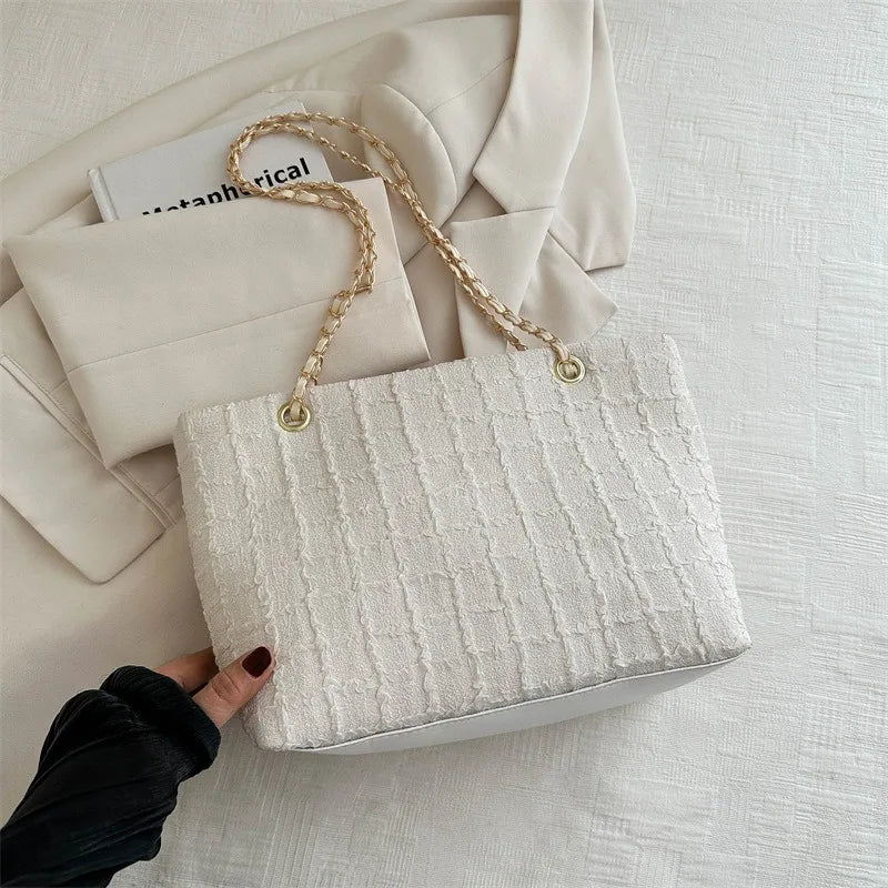 Saint Rue – Quilted Chain Bag