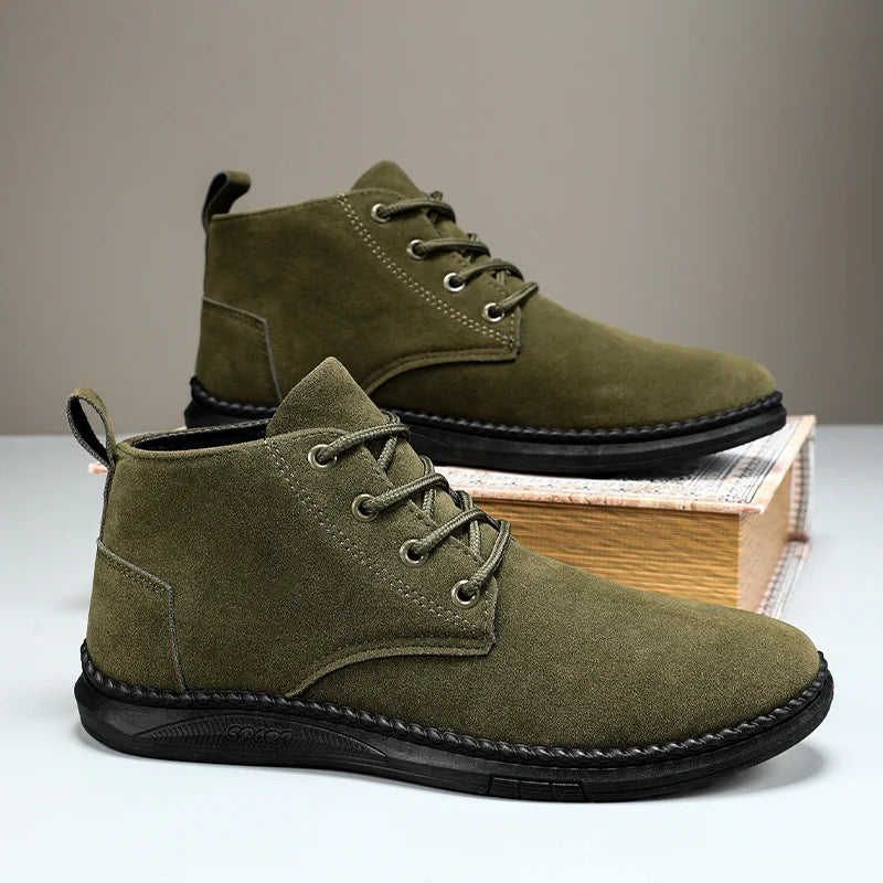 The Calderon – Suede Chukka Walkers