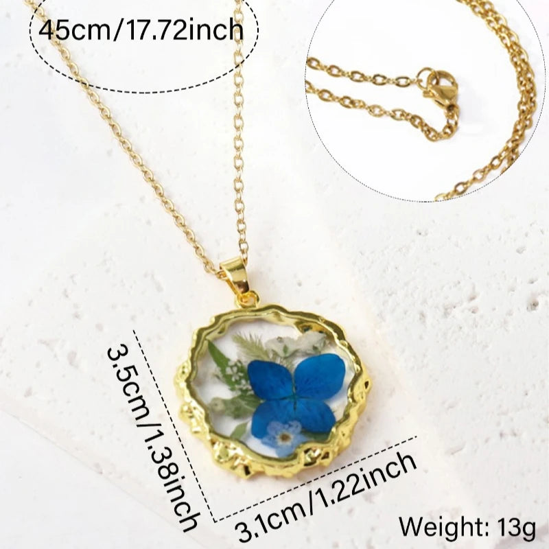 The Fiora – Real Flower Resin Pendant