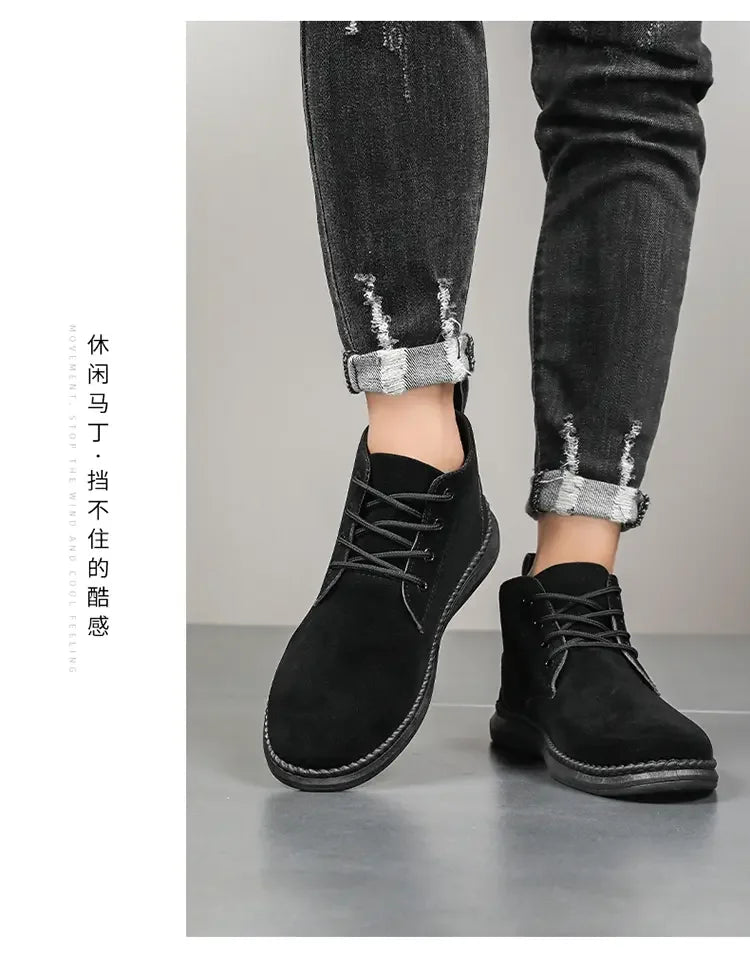 The Calderon – Suede Chukka Walkers