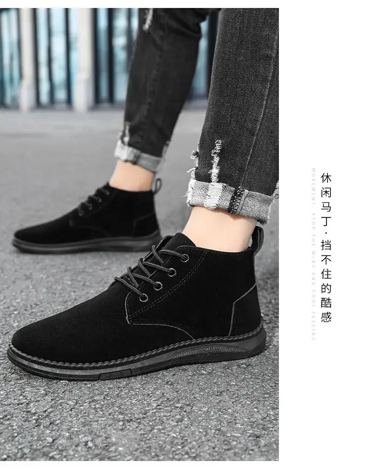 The Calderon – Suede Chukka Walkers