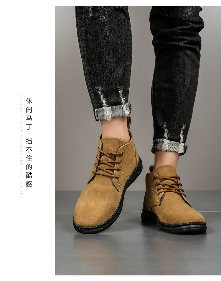 The Calderon – Suede Chukka Walkers