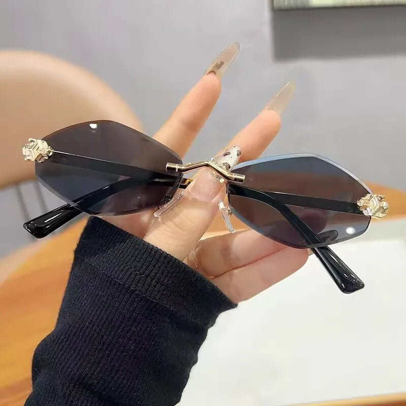 Soleil Fin – Designer Rimless Sunglasses
