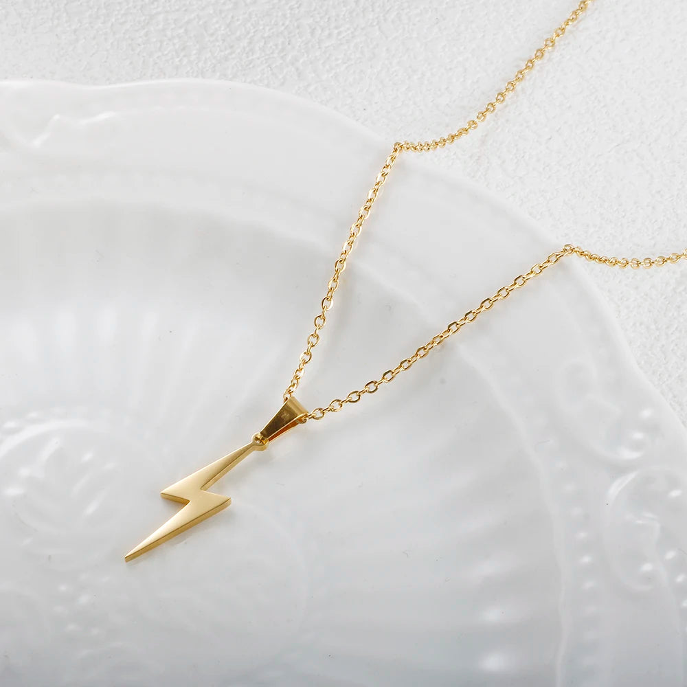 High Voltage – Modern Bolt Chain by Jora