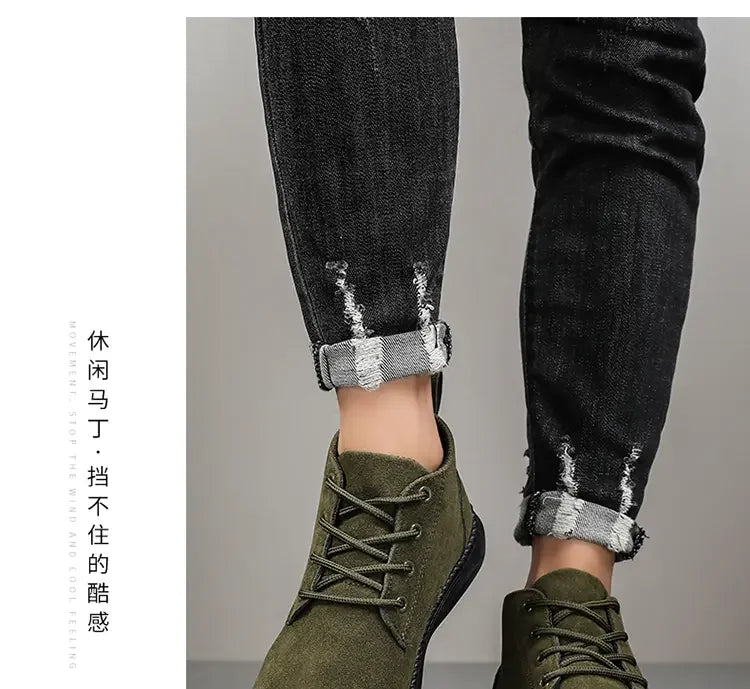 The Calderon – Suede Chukka Walkers