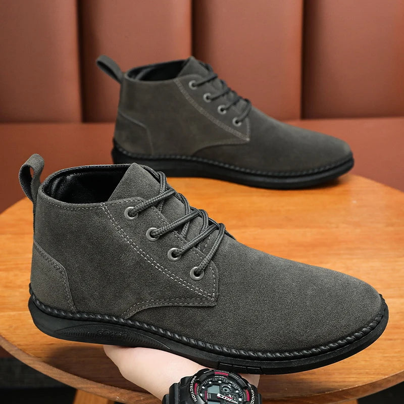 The Calderon – Suede Chukka Walkers