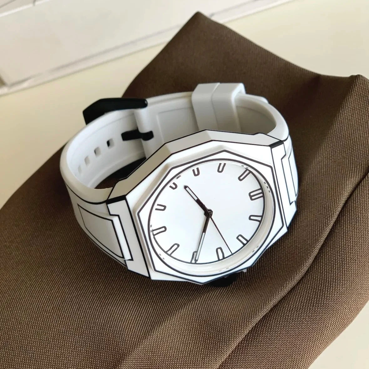 The Monocline – Designer Sketch Watch
