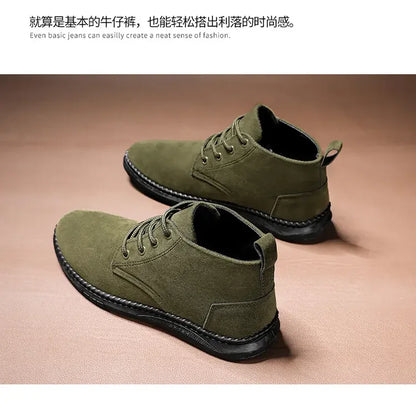 The Calderon – Suede Chukka Walkers