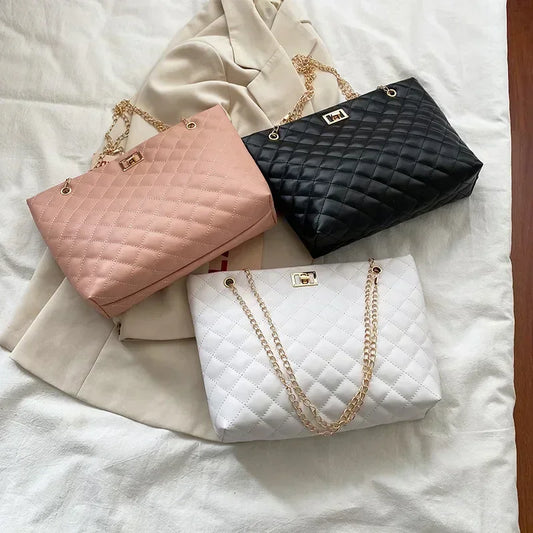 City Chic – Quilted Chain Crossbody